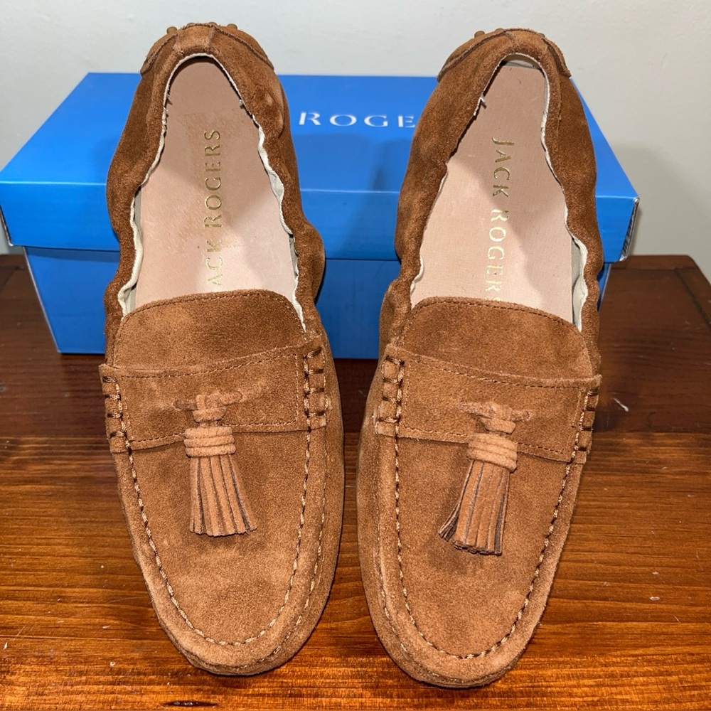 Jack Rogers women’s  Brown Suede Loafers driver with tassel